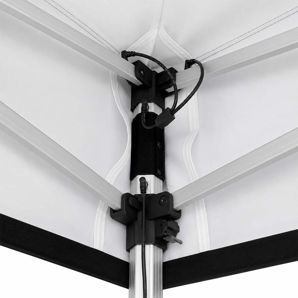 Frame peak connector close-up