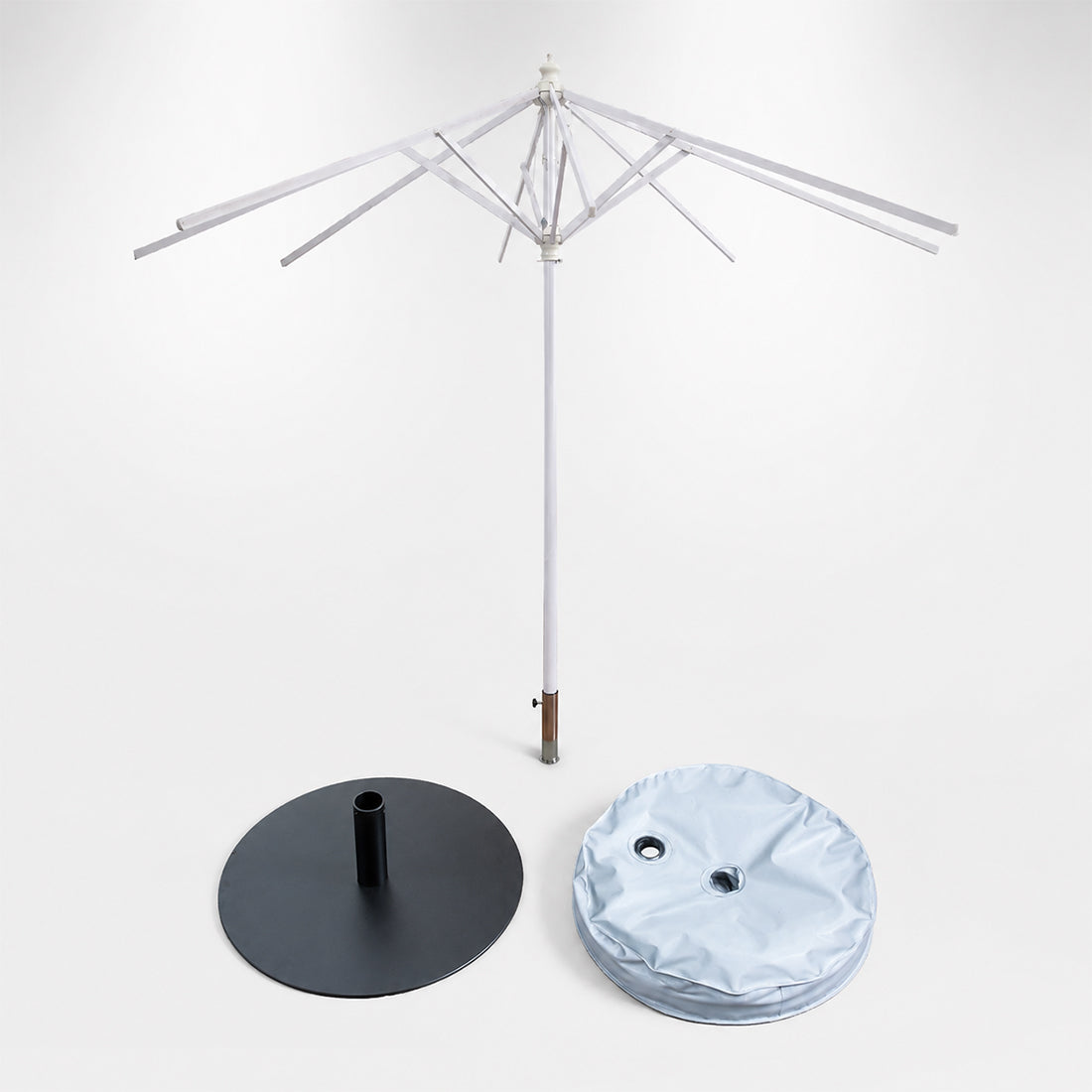 Round Market Umbrellas With Valances – 9.8ft x 9.8ft